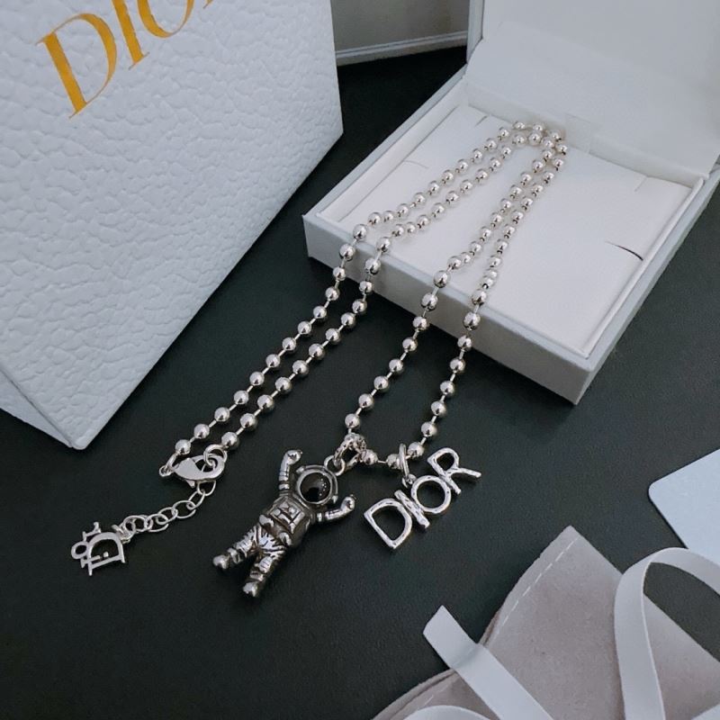 chr1st1an D10r necklaces